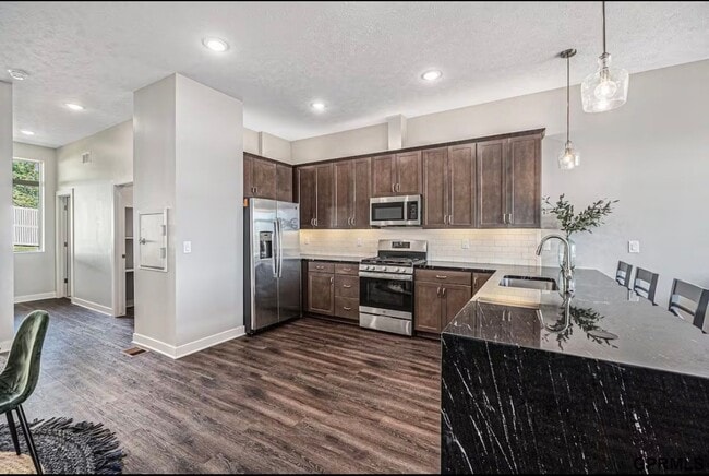 Photo - Fully Furnished 2 Master Suites | Luxe Tow...