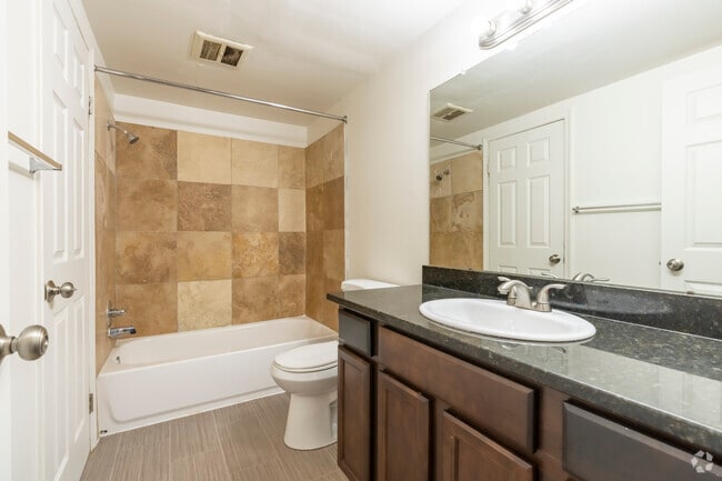 2BR, 1BA - 915SF - Upgrade - Bathroom