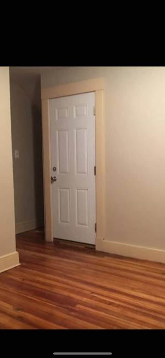 Photo - 130 Woodin St Unit 3