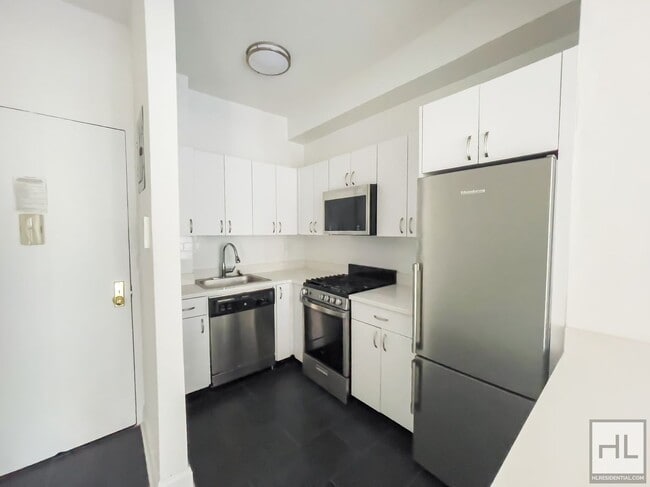 Photo - WEST 22 STREET Unit 4T