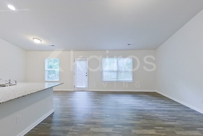 1245 Amberlight Circle