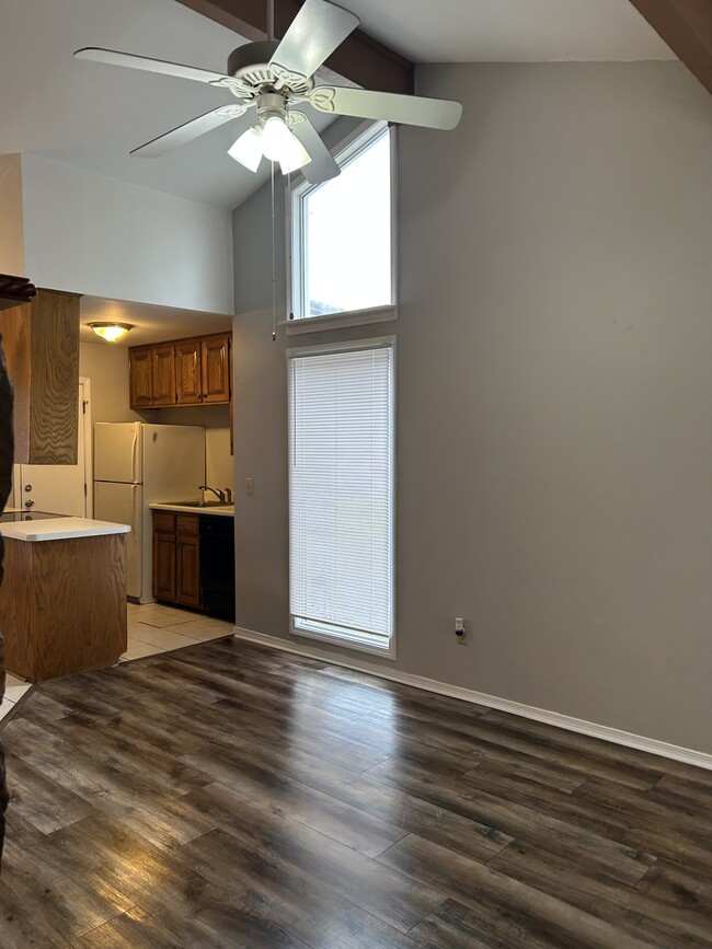 Photo - 13843 Turnberry Ln Townhome