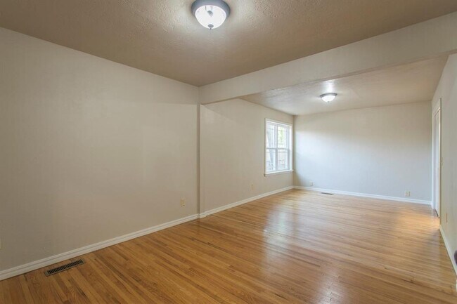 Photo - 2928 NW 33rd St