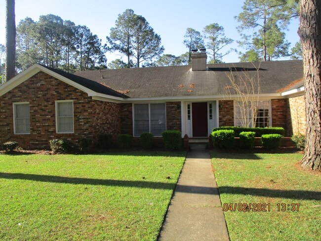Building Photo - 2808 Falcon Ln