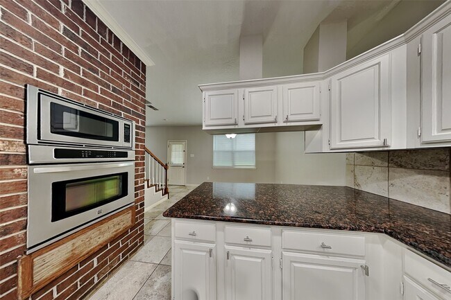 Photo - 18414 Arbormont Dr