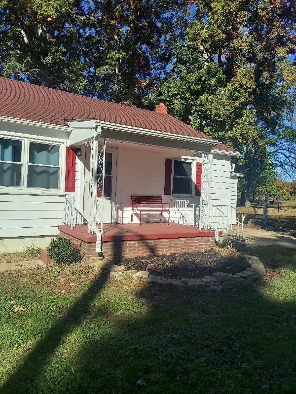 Photo - 6050 Wesch Rd