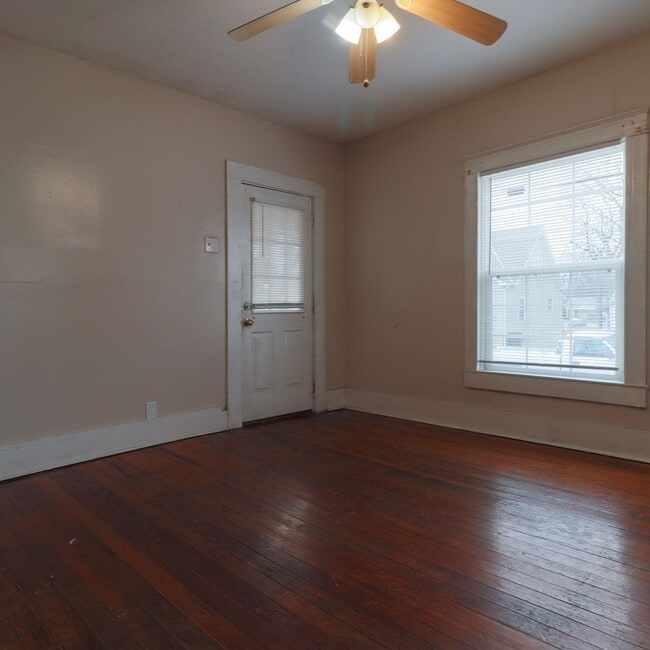 Photo - 1102 Pannell St Unit A