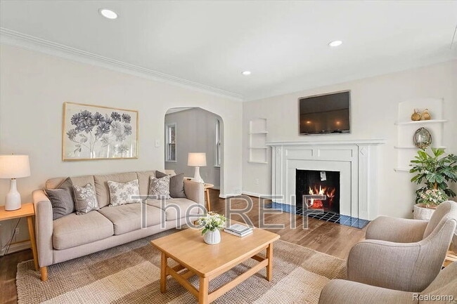 Photo - 18639 Kentucky St