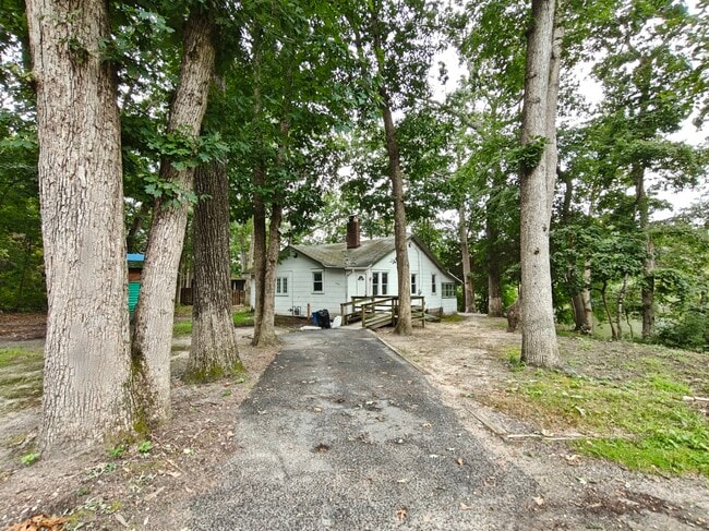 171 Canna St