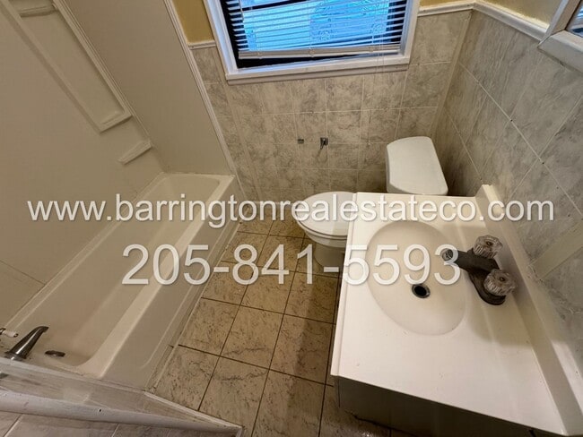 Photo - 1129 Daniel Dr