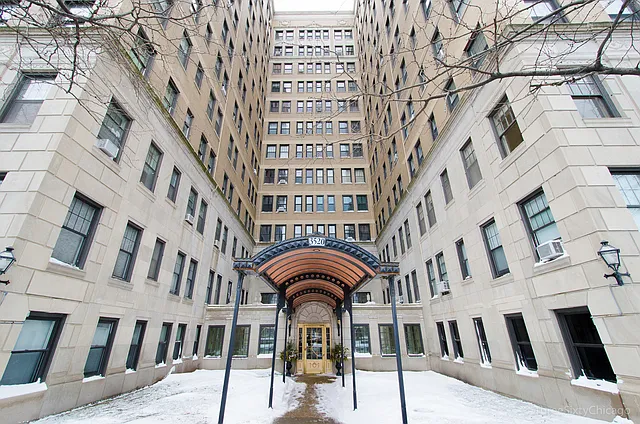 Photo - 3520 N Lake Shore Dr Unidad 1E Rental