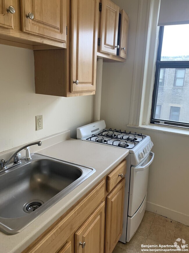 Building Photo - 1128 Commonwealth Ave Unit 44 Rental