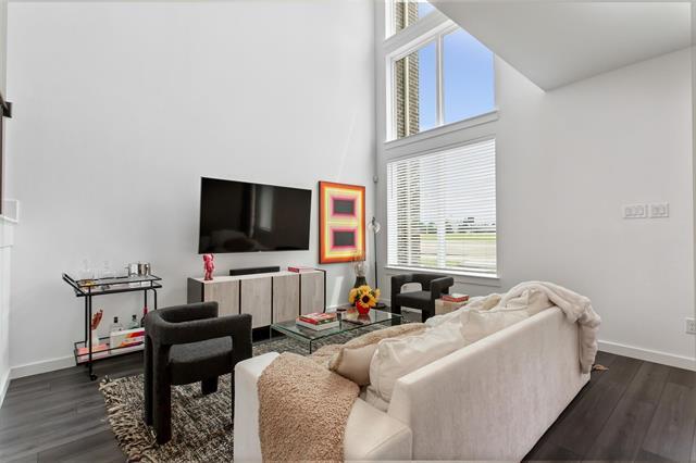 Photo - 1737 Dalhart Rd