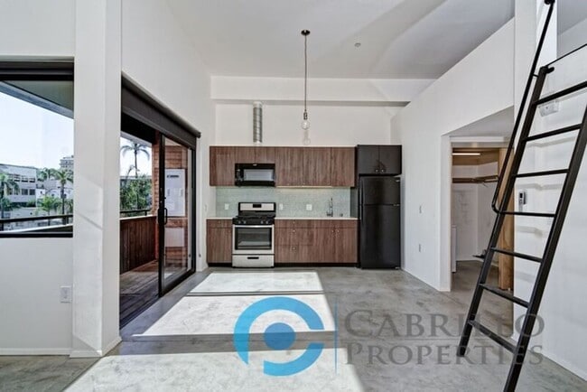 Photo - 2870 Fourth Ave Unit Apt 207