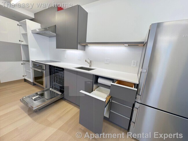 Photo - 29 Warren St