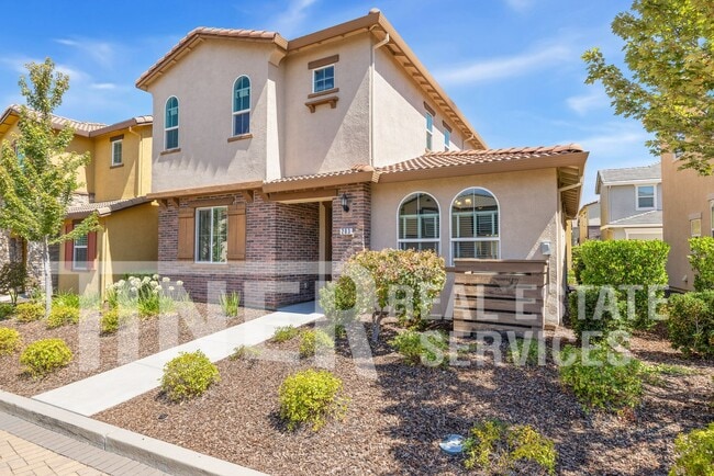 Photo - 203 Rochdale St