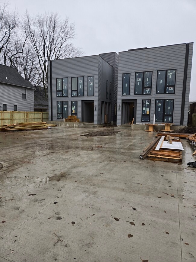 Photo - 2448 Professor Ave