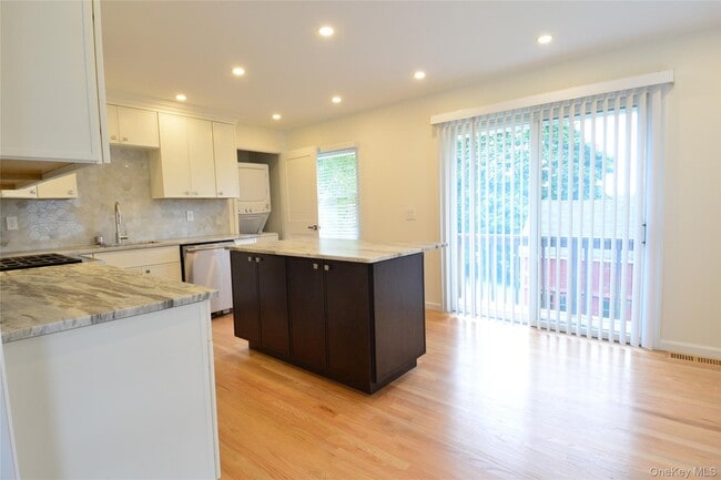 Photo - 33 Terrace Pl Unit 1