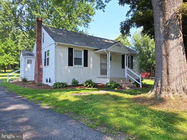 Photo - 624 Chandler Mill Rd House