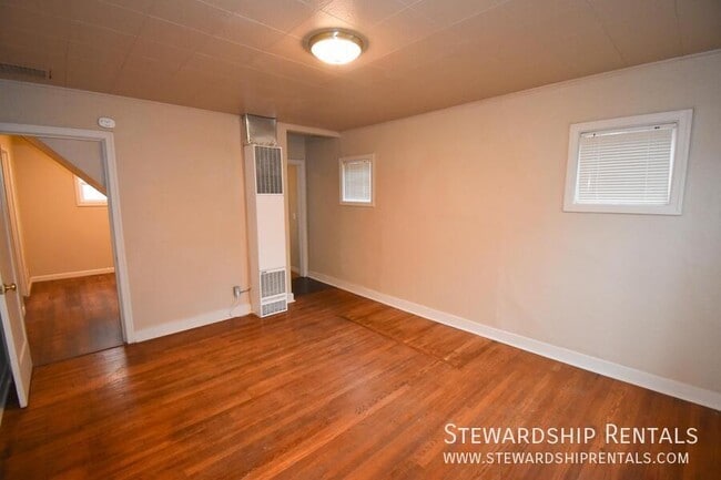 Photo - 1376 W 6th Ave Unit D