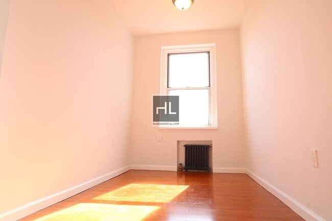 Photo - ALBEMARLE ROAD Unit D6