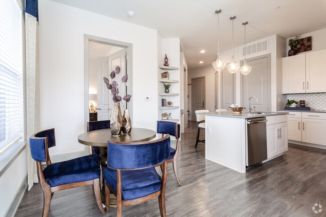 2BR,2BA - 1268SF - B3 - DINING/KITCHEN