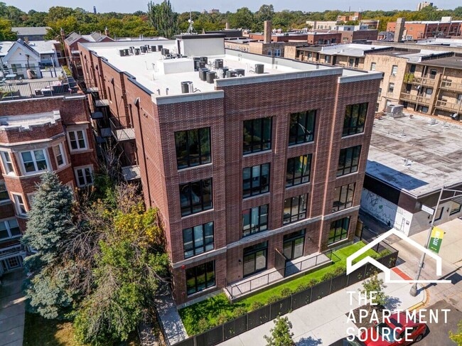 Photo - 4104 N Sheridan Rd Unit 1