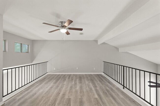 Photo - 12322 Wild Pine Dr Unidad C