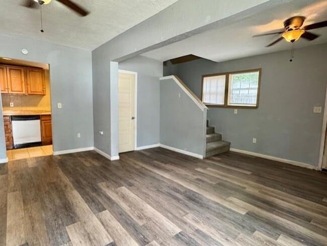 Photo - 408 NW 5th St