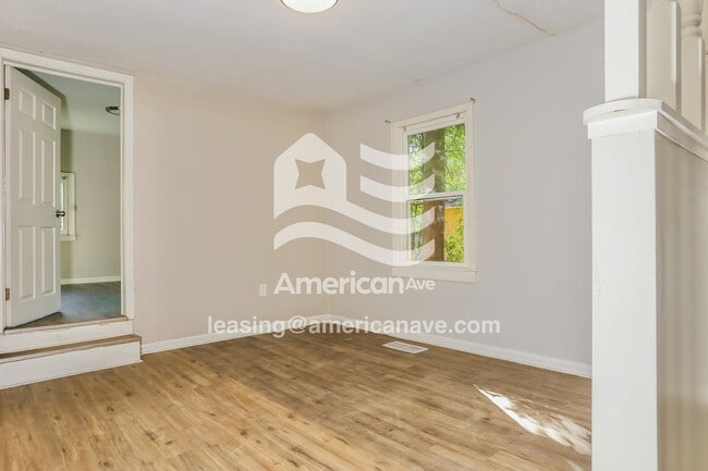 Photo - 4311 W 19th St