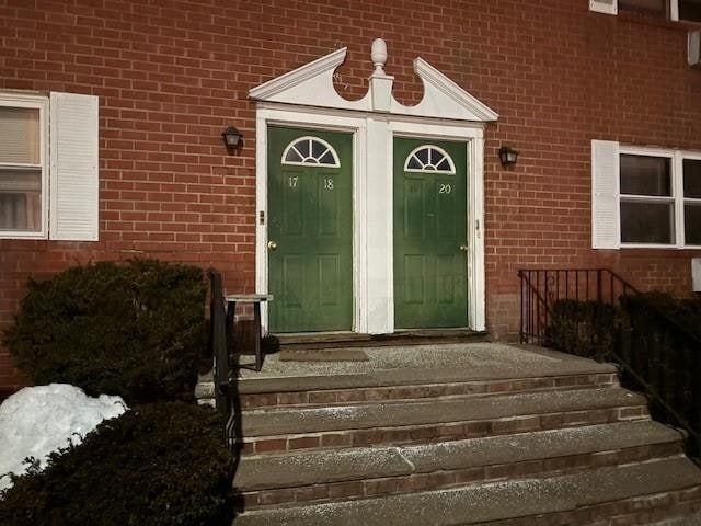 Building Photo - 1 Dahnert Park Ln Unit 19