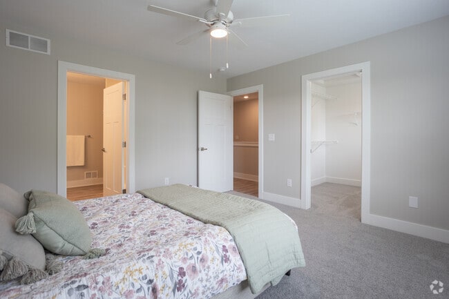 3BR, 2.5BA - 1,498SF - Primary Bedroom