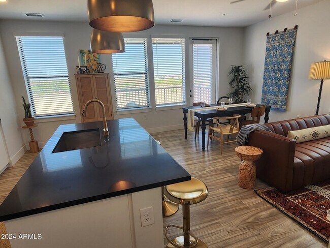 Photo - 1727 E Pecos Rd Unit B4