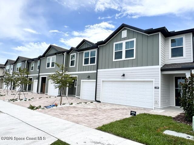 Photo - 1389 Bluewater Ln