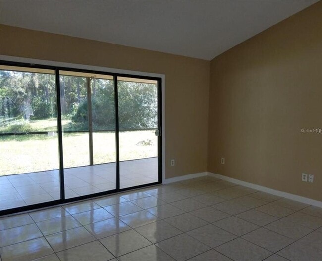 Photo - 3546 Acorn St