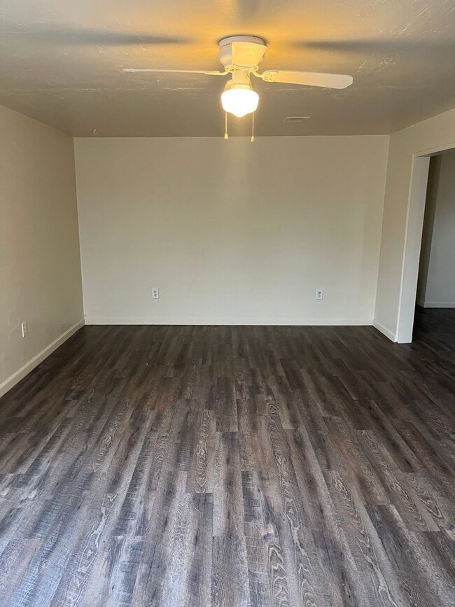 Photo - ***3 BEDROOM/1 BATHROOM IN PAULDEN***