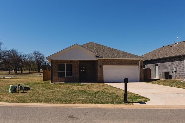 Building Photo - 629 Remington Rd