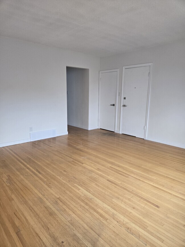 Photo - 3218 Westgate Ave Unit 5