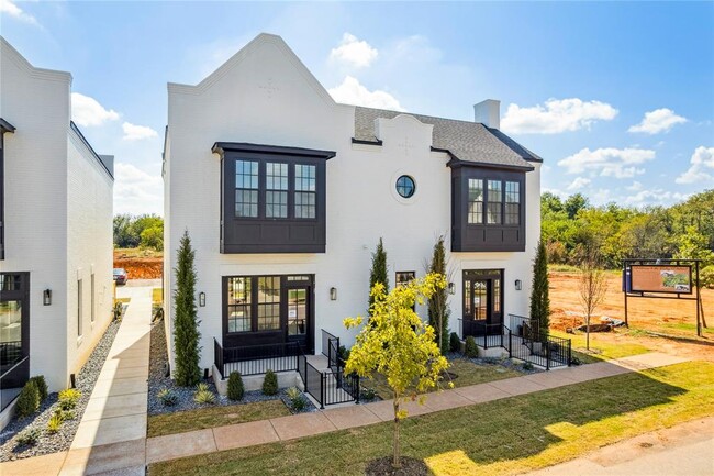 Photo - 18814 Selah Wy