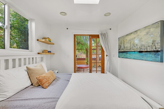 Dormitorio 1 - 718 Vernon Ave