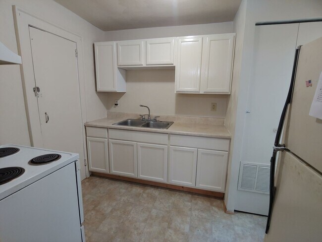 Photo - 2541BALLENTINE Unidad B