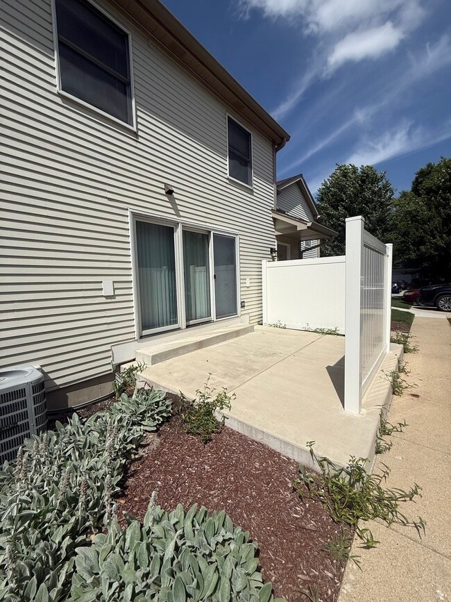 121 Spuhler Dr