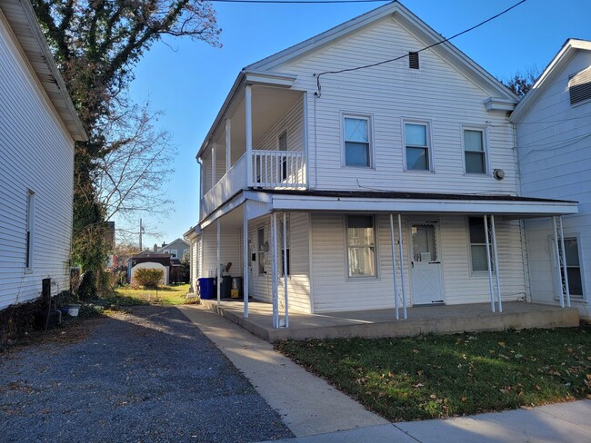 120N. Penn St. - 2 bedroom house - $950/m ... - 120N. Penn St. - 2 bedroom house - $950/m ...