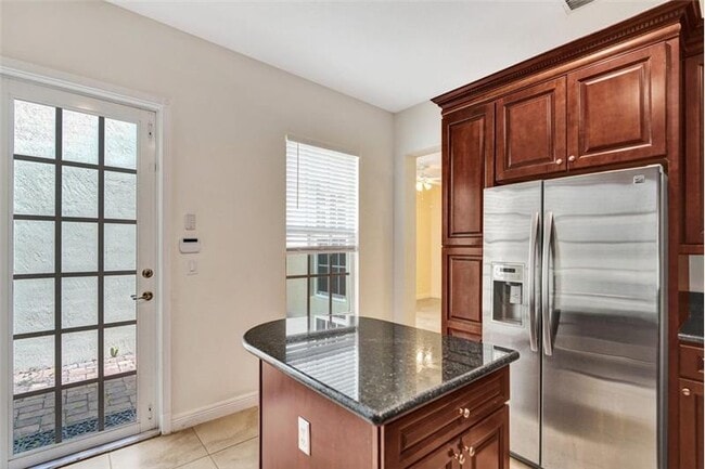 Photo - 8308 NW 9th Ave Unidad 1