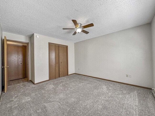 Photo - Creekstone Falls