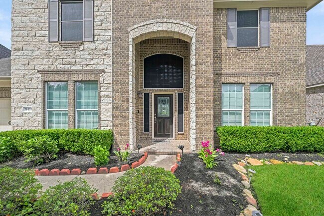 Photo - 14403 Lakepointe Bend Ln