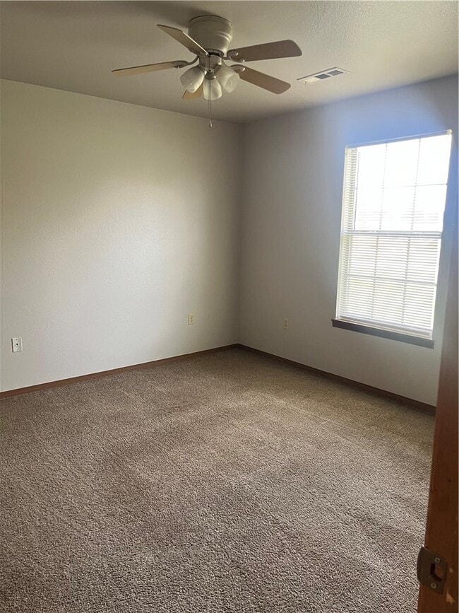 Photo - 423 S Water St