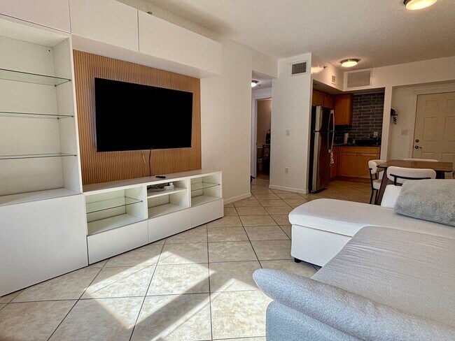 Photo - 2630 SW 28th St Casa