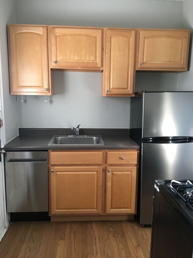 Photo - 1940 W Wilson Ave Unit 3I