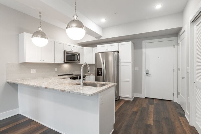 Photo - Germantown Square